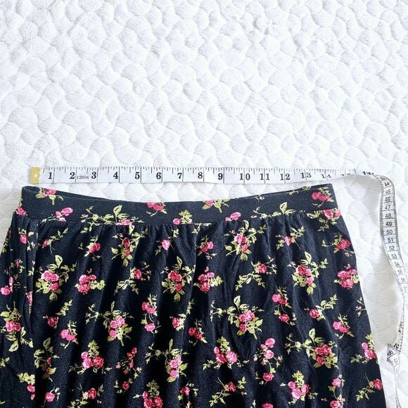 ASOS floral mini skirt flowers pink 8 medium small casual - Picture 3 of 6